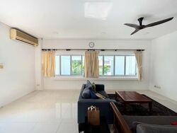 Jalan Angin Laut (D16), Semi-Detached #574570441